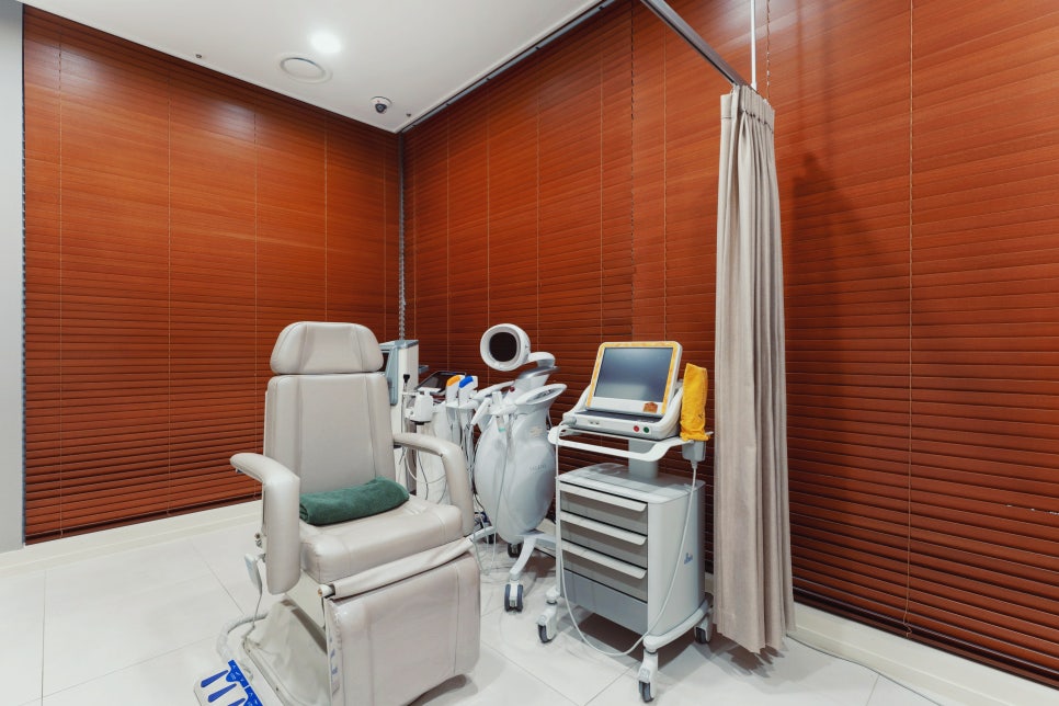 볼살리프팅 볼륨감도 탄력이 있어야 하기에 필요한 관리